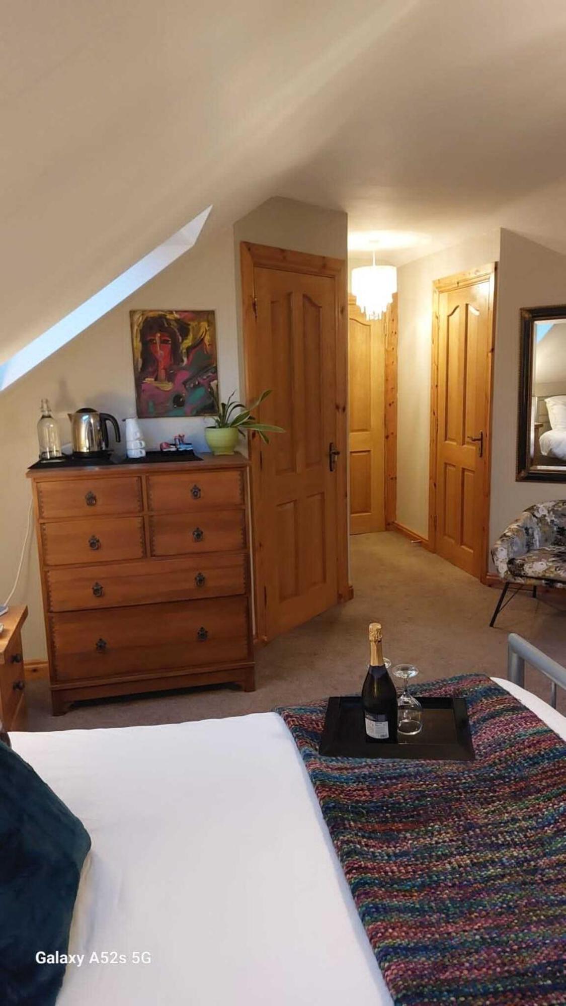 Dunhill Cottage B&B Hillsborough Kamer foto